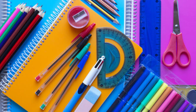 FOURNITURES SCOLAIRES.jpg